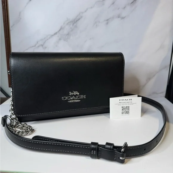 🖤 Coach Black Leather Chain Shoulder / Crossbody Bag 🖤 - Picture 2 of 8